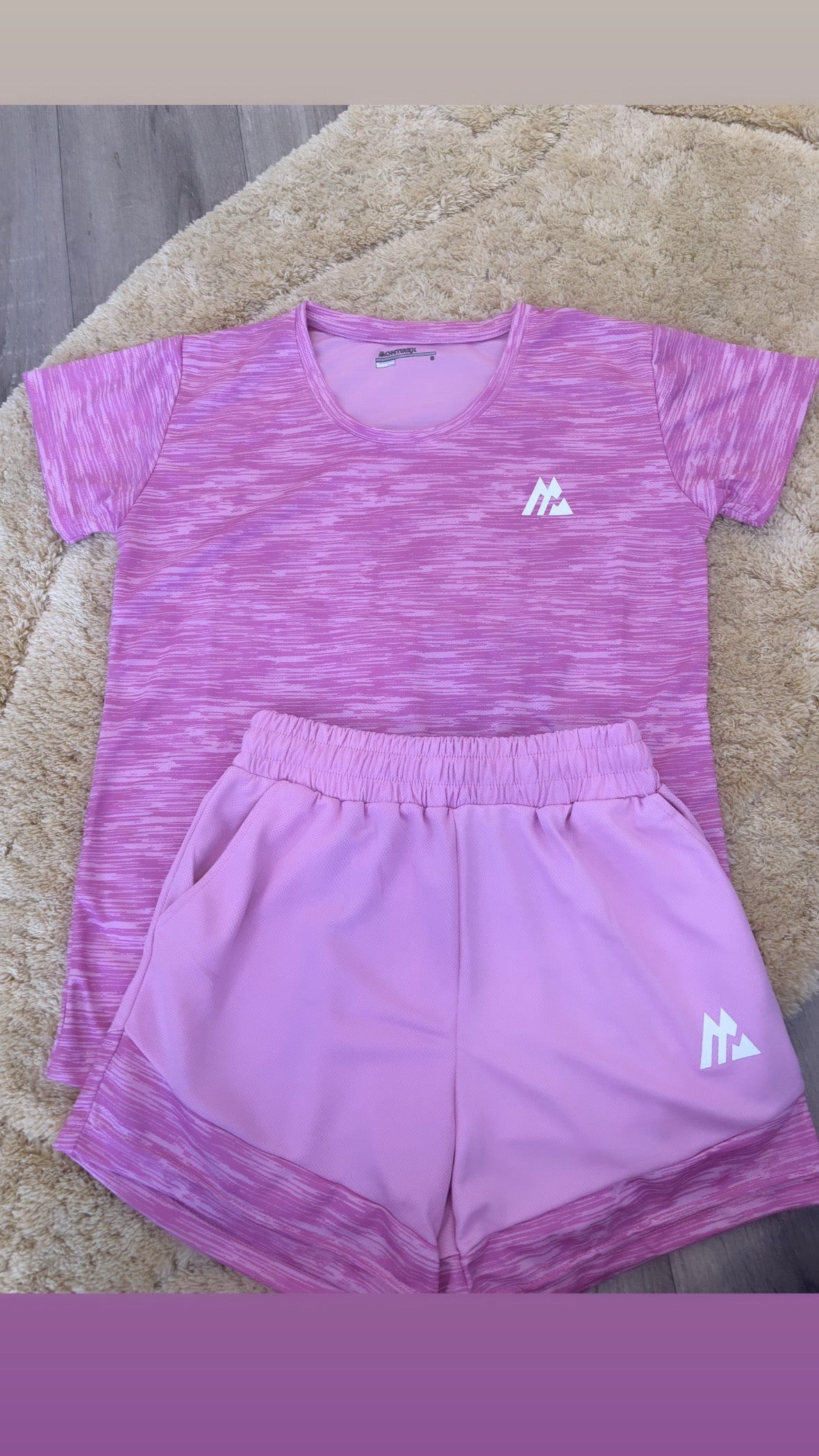 Women’s M T Shirt & Short Set