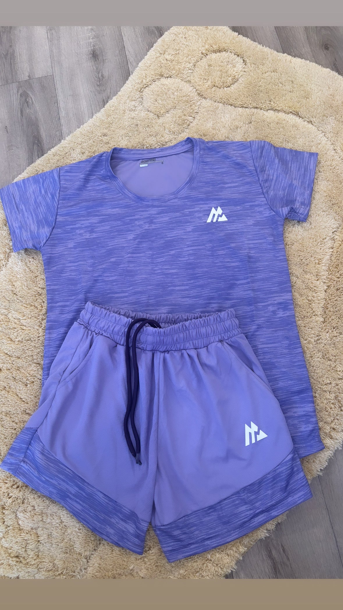 Women’s M T Shirt & Short Set